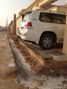 احتجاز سيارات عدد من المواطنين داخل منازلهم بسبب حفريات  بلدية رفحاء