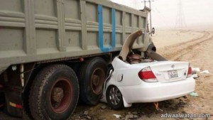 مصرع شخصين بحادث مروع على طريق الوفرة بالكويت