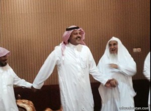 بالفيديو.. نائب أمير حائل يزور الشيخ فهد بن براك في منزله بـ”مراغان”