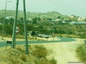مداخل قرية “الأبناء “بمحافظة بالجرشي  خارج دائرة الاهتمام