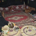 ” آمنة الغدير ” الفنانة التشكيلية  تنثر إبداعها في معرض بيهانس الخبر