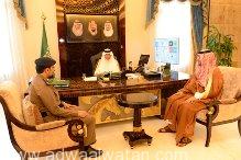 “أمير مكة”يطلع على خطط مركز إدارة الأزمات والكوارث