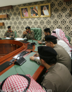 “مدير شرطة مكة” يعقد إجتماعا لعموم الضباط ومدراء الإدارات بالمنطقة