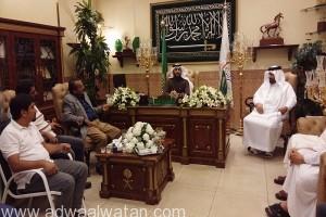 الشيخ أحمد العبيكان يستقبل رئيس وأعضاء الجالية اﻷردنية بالطائف