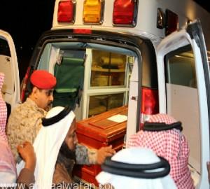 بالصور..وصول جثمان الشهيد العوفي” إلى مطار الأمير محمد بن عبدالعزيز بالمدينة المنورة قبل قليل