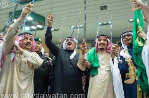 خادم الحرمين الشريفين يرعى حفل العرضة السعودية بالجنادرية “30”