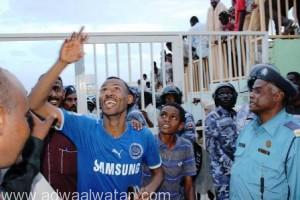 بسبب “الهلال” سوداني يطعن صحفيا‎
