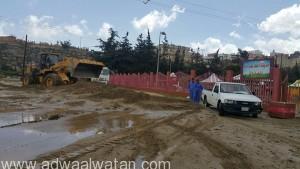 رئيس بلدية النماص يوجه بالاستعداد التام خلال الـ24 ساعة لأي طارئ بسبب كثافة مياه الأمطار