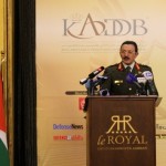 رئيس الأركان للجيش الكويتي يختتم زيارة معرض “سوفكس 2016 ” مبدياً إعجابه بالجناح الأردني