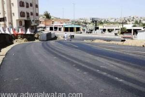 بلدية بلجرشي: بدء العمل بتوسعة الشوارع وسفلتة مخطط “الأزاهرة”