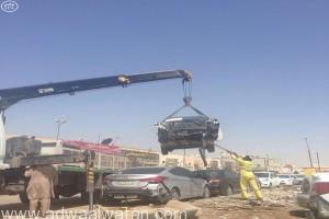 أمانة منطقة الرياض تزيل 280 سيارة تالفة بصناعية النسيم