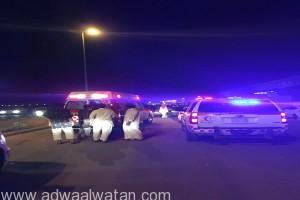 مصرع وإصابة 3 في حادث تصادم واحتجاز على طريق مكة المكرمة