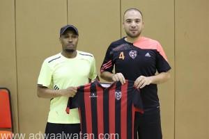نادي الرياض يتمكن من تسجيل المصري أحمد عبدالواحد