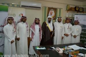 الشيخ الدكتور “أبو بشيت” يزور مقر المجلس التنسيقي للجمعيات الخيرية بأبها