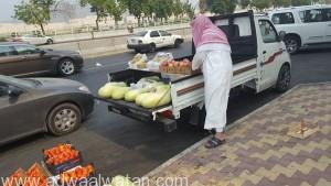 شباب سعوديون في مكة المكرمة يتحدون البطالة والفراغ بالعمل الحر