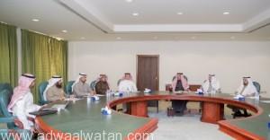 وكيل إمارة القصيم يترأس اجتماع اللجنة التوجيهية لمشروع “الملك عبدالله” لتطوير العمل بإمارات المناطق