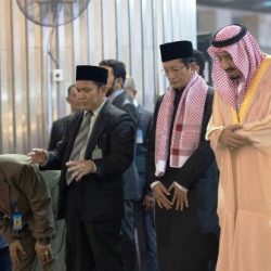 خادم الحرمين ورئيس جمهورية إندونيسيا يلتقيان أبرز الشخصيات الإسلامية في إندونيسيا