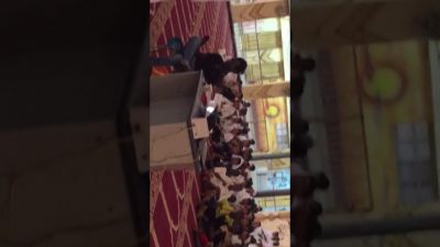 بالفيديو..متوسطة محمد الراشد تتابع مباراة المنتخب السعودي