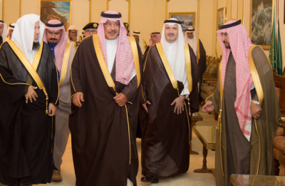 أمير الباحة يستقبل مسؤولي وأهالي المنطقة