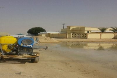 “بلدية عريعرة” ترش وتردم أماكن تجمعات مياه الأمطار