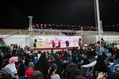 المسرح المفتوح يهدي أكاليل الفرح لـ 25 ألف عائلة في “ربيع مكة”