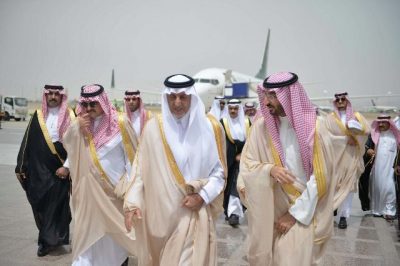 ” الفيصل” يستقبل نائبه الأمير عبدالله بن بندر بمطار الملك عبدالعزيز