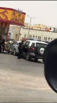 “شرطة الرياض”: القبض مواطن ثلاثيني بحالة غير طبيعية يهدد المارة بـ”مسدس”