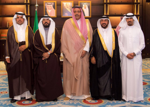 ” أمير الباحة ” يستقبل رئيس النادي الأدبي بالمنطقة وأعضاء مجلس الإدارة