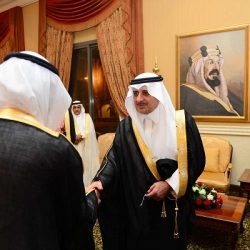 الأمير “حسام بن سعود” يقلد “العسيري” رتبته الجديدة