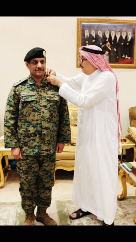 “أمير جازان” يقلد قائد الأفواج الأمنية بالمنطقة رتبة “لواء “