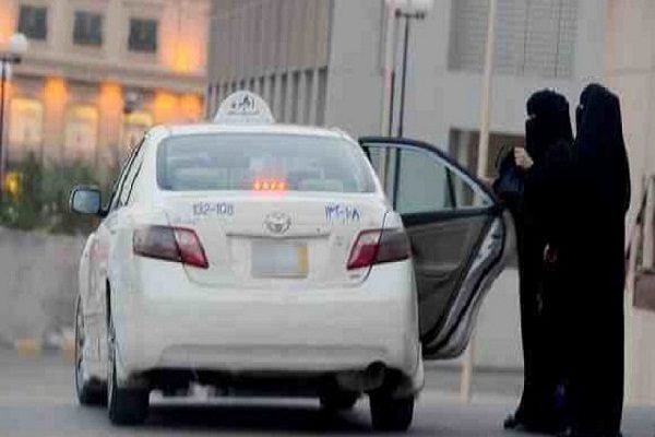 “شرطة الرياض” تطيح بسائق باكستاني تحرش بمواطنتين