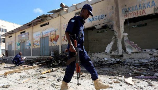 مقتل 12 شخصًا وإصابة 30 في هجوم بالعاصمة الصومالية