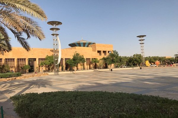 بالصور.. مركز الملك عبدالعزيز يجسْد الدور التاريخي للمملكة ويعكس ثقافة الوطن