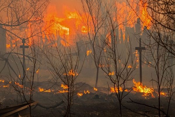مصرع “3” أشخاص وإصابة آخرين في حريق بعاصمة هاواي الأمريكية