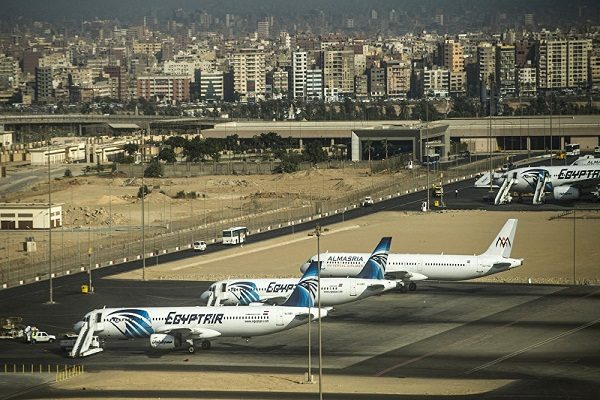 “أمريكا” ترفع حظر الأجهزة الإلكترونية عن “مصر للطيران”