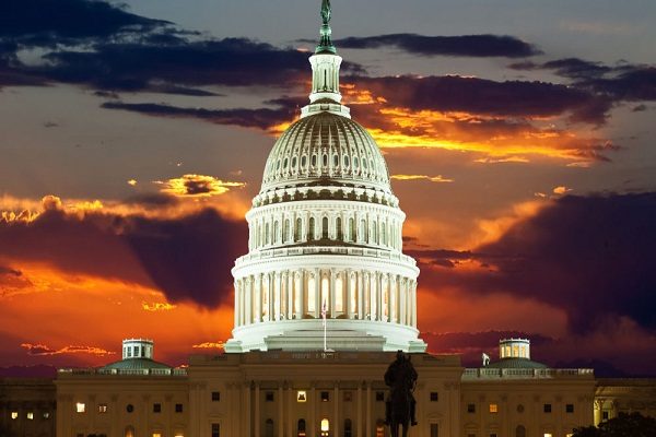 مجلس الشيوخ الأمريكي يصوت على قرار بمنع “ترامب” من إجراء تعيينات جديدة