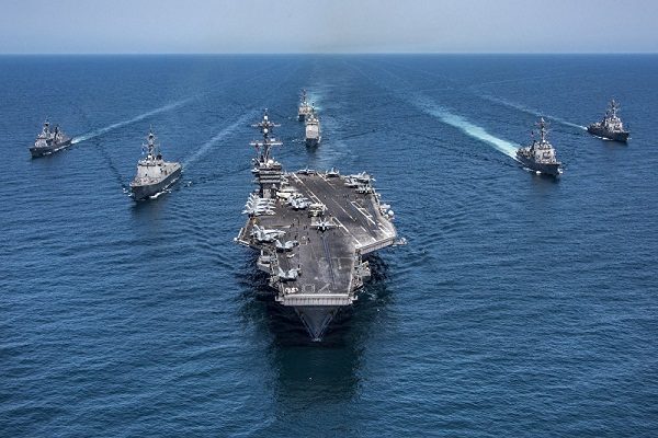 “أمريكا” توقف عملياتها البحرية في جميع أنحاء العالم