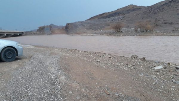 بالصور.. هطول أمطار غزيرة على قرى المدينة المنورة عصر اليوم