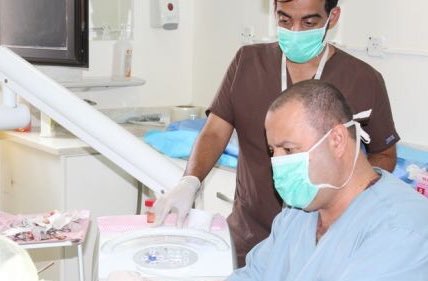 مستشفى الرس العام ينهي معاناة شاب من إنتفاخ في منطقة الفك العلوي الأمامي