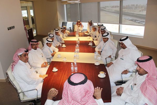 طلاب نادي البيروني الموسمي بتعليم #الرياض يعقدون لقاء حواري بوزارة الاقتصاد والتخطيط حول رؤية المملكة 2030