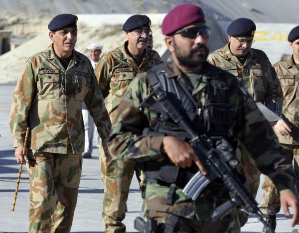 القوات الباكستانية تعتقل  “7”  إرهابيين من عناصر حركة طالبان