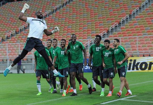 “المنتخب السعودي” يفقد لاعبي الهلال أمام بلغاريا