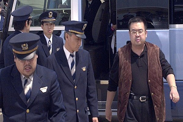 “المحكمة الماليزية” تفجر مفاجأة بقضية اغتيال شقيق زعيم كوريا الشمالية