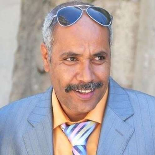ميليشيا الحوثي تختطف الصحفي” كامل الخوداني “وتطلق الرصاص على ابنته