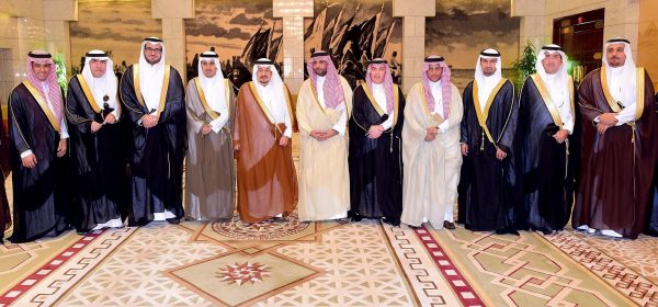 أمير الرياض يستقبل رئيس وأعضاء لجنة التسويق بغرفة الرياض ⁦