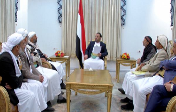“هيئة علماء اليمن” تحذر من خطورة قيام الجماعات الحوثية بتغيير المناهج الدراسية