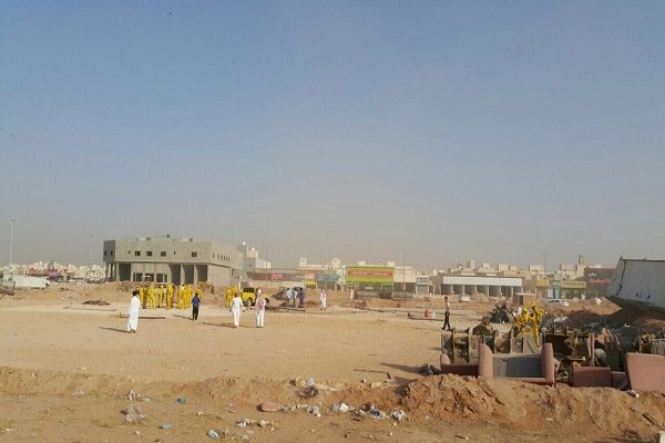 “بلدي الرياض” يشرف على إزالة التعديات في حي الرمال