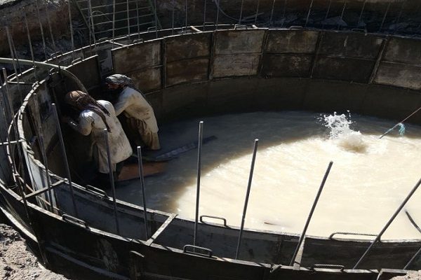 “أمانة الطائف” تشرع في حفر آبار تجميعية للمياه السطحية ومعالجة السفلتة المتضررة