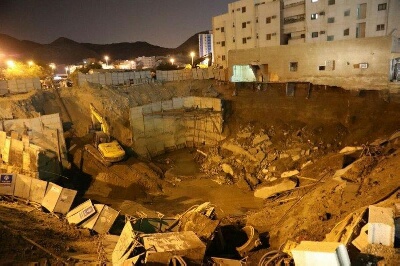 “مدني العاصمة المقدسة” يباشر حادث انهيار مبنى في حي الشهداء