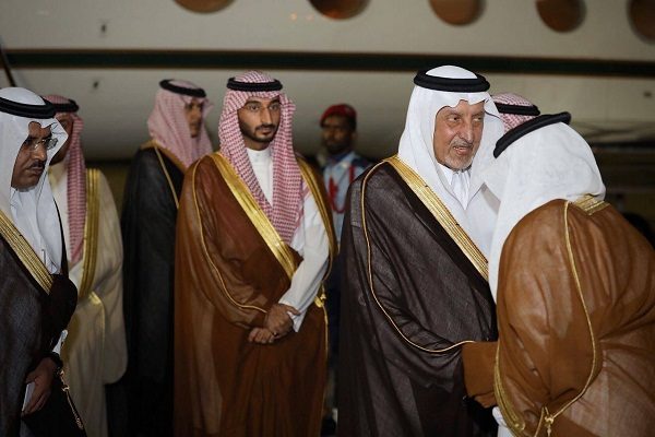 وصول الأمير “خالد الفيصل” إلى جدة بعد قضاء إجازته السنوية